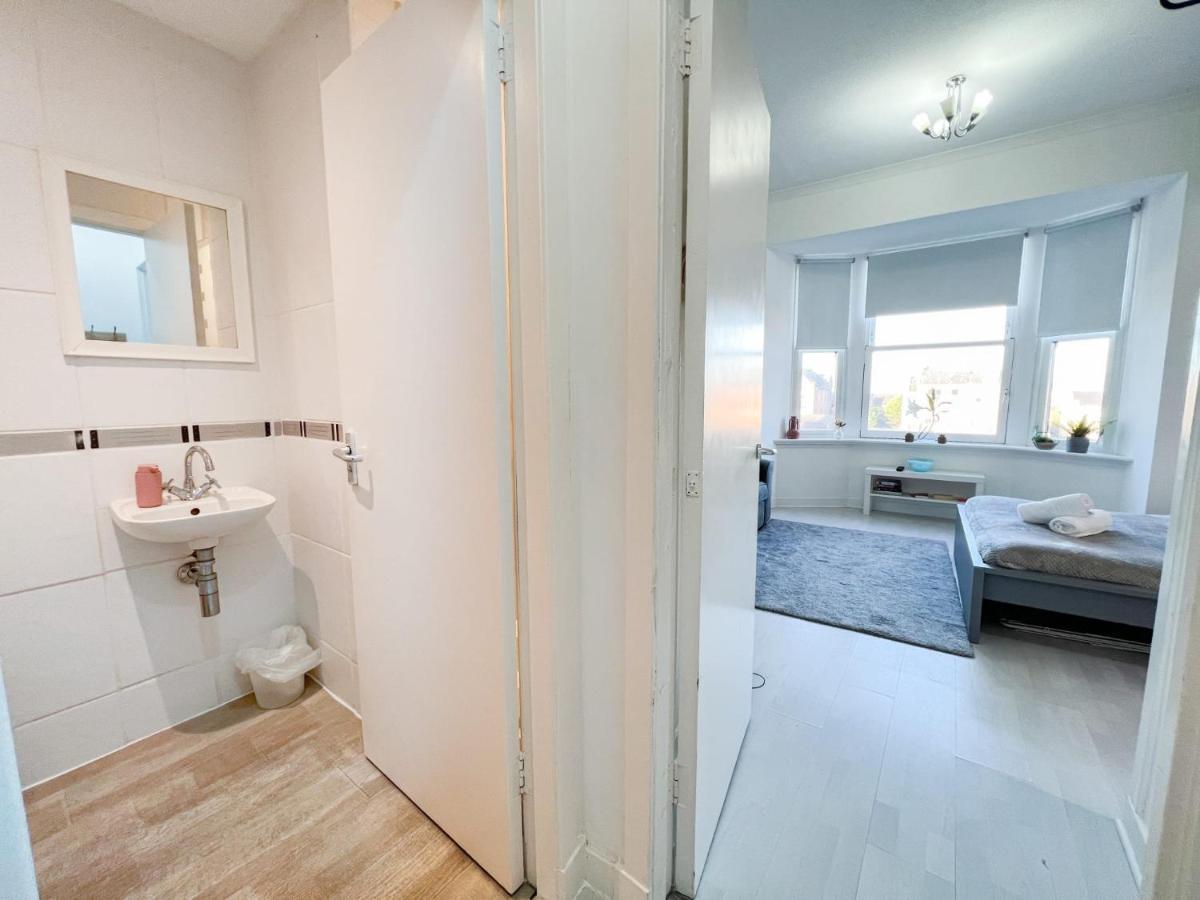 1Bd Glasgow Apartment מראה חיצוני תמונה
