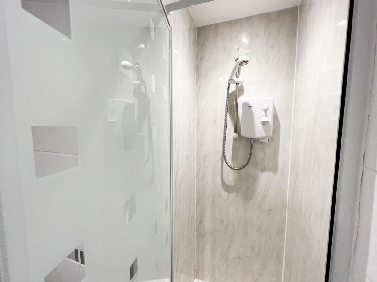 1Bd Glasgow Apartment מראה חיצוני תמונה